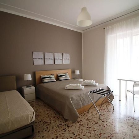 Giuffrida Apartment Rooms Catánia Buitenkant foto