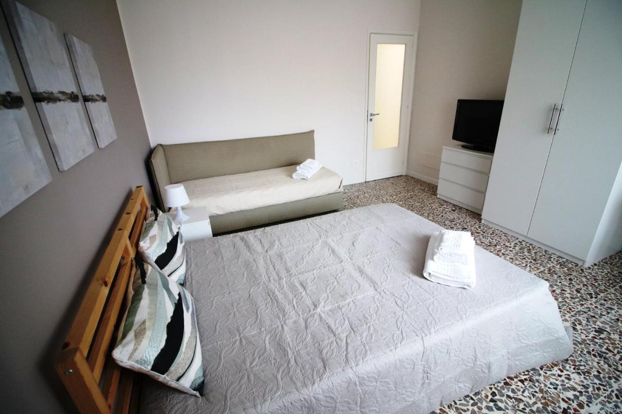Giuffrida Apartment Rooms Catánia Buitenkant foto